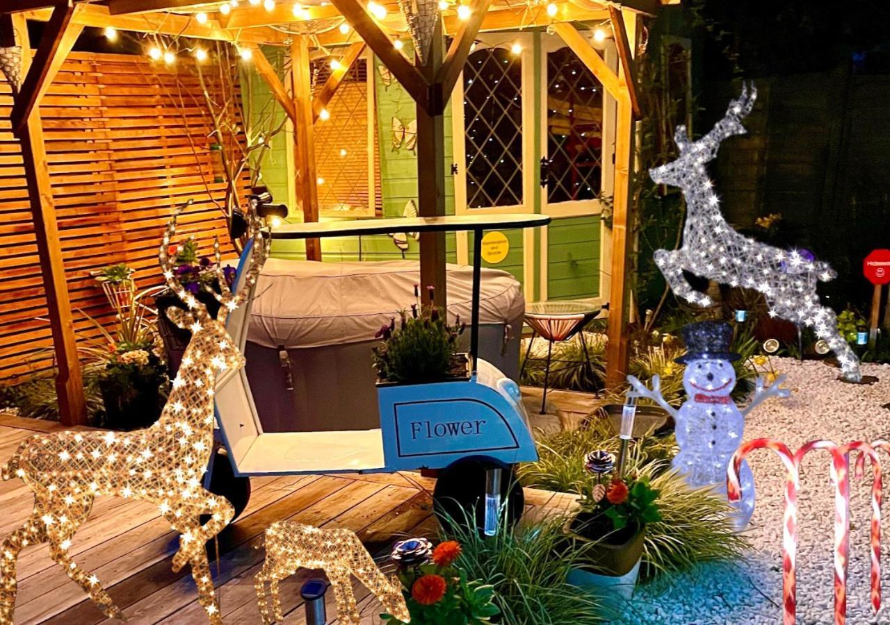 Cosy Garden Flat, Private Hot Tub & Four Poster Bed Apartment Йорк Екстериор снимка